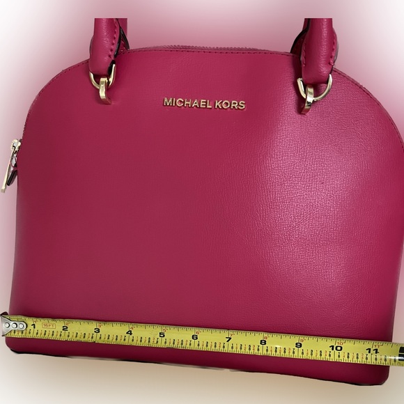 EUC Michael Kors Leather "Cindy" (Domed Satchel) - Picture 2 of 13